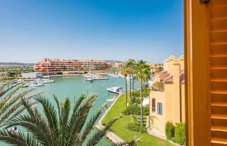 Apartamento Con Piscina ,Playa Con Vistas Panoramicas En La Marina De Sotogrande San Roque  Spain