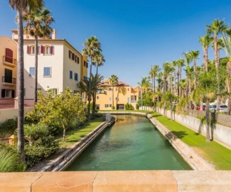 Apartamento Con Piscina ,Playa Con Vistas Panoramicas En La Marina De Sotogrande San Roque  0*, San Roque (Andalucia)