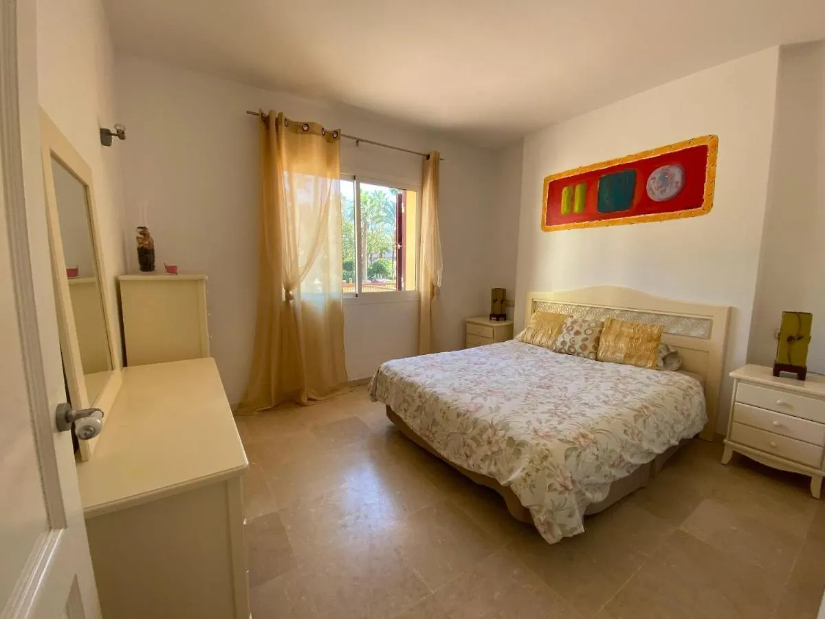 アパート Apartamento Con Piscina ,Playa Con Vistas Panoramicas En La Marina De Sotogrande サン・ロケ
